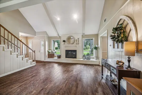 2226 Hidden Creek Drive, Houston, TX 77339
