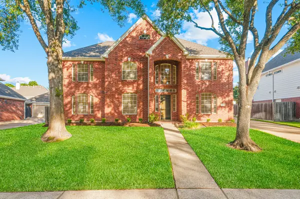 9323 Hudson Bend Circle, Houston, TX 77095