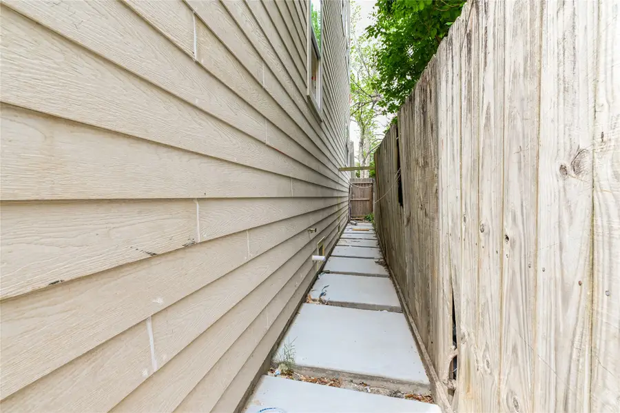 1507 W 23rd Street #A, Houston, TX 77008 - #3