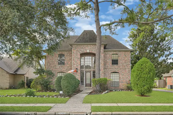 2211 Rockhaven Drive, Houston, TX 77062