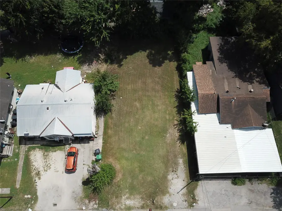 6810 Gainesville Street, Houston, TX 77020 - #2