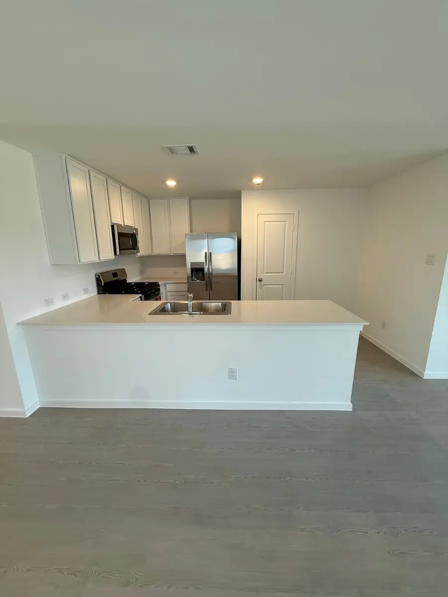 25613 Rose Creek Drive, Cleveland, TX 77328 - Image #3