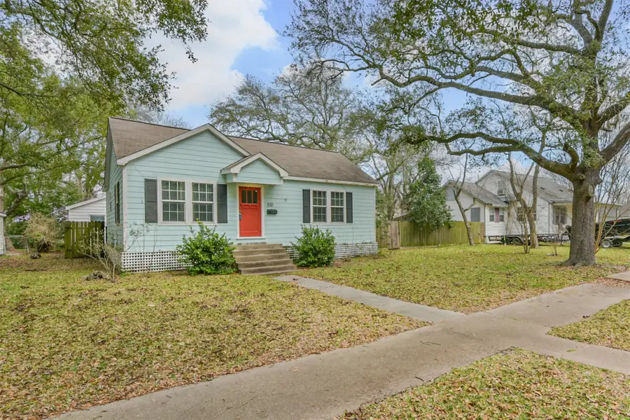 810 10th Avenue N, Texas City, TX 77590 - #3