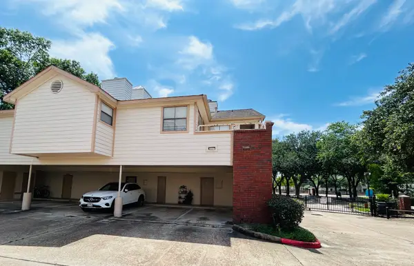 1103 Dulles Avenue #1801, Stafford, TX 77477