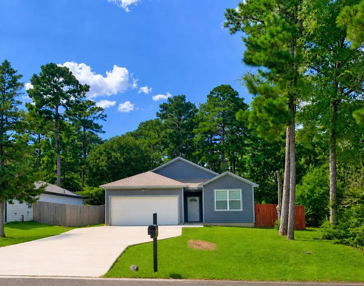 11172 Smithway Drive, Plantersville, TX 77363 - #1