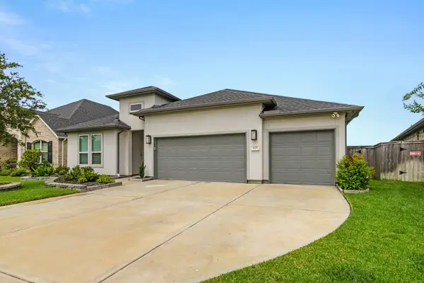 629 Beachman Shore Lane, La Porte, TX 77571