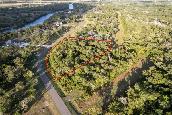 31811 Bayou Bend, Richwood, TX 77515