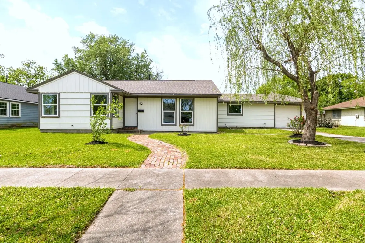1905 Tennessee Street, Baytown, TX 77520 - #1