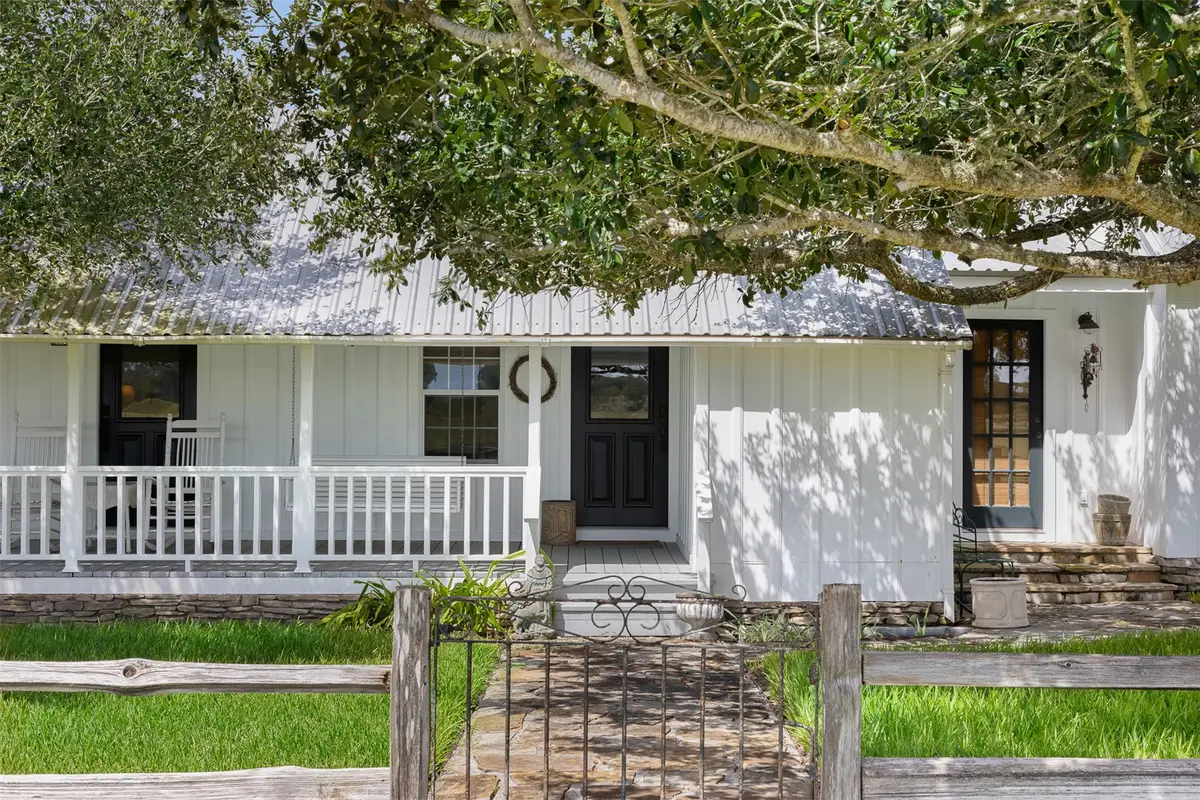 3523 Seidel Road, Schulenburg, TX 78956 - #1