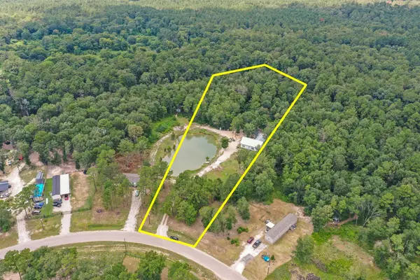 384 County Road 3295, Cleveland, TX 77327