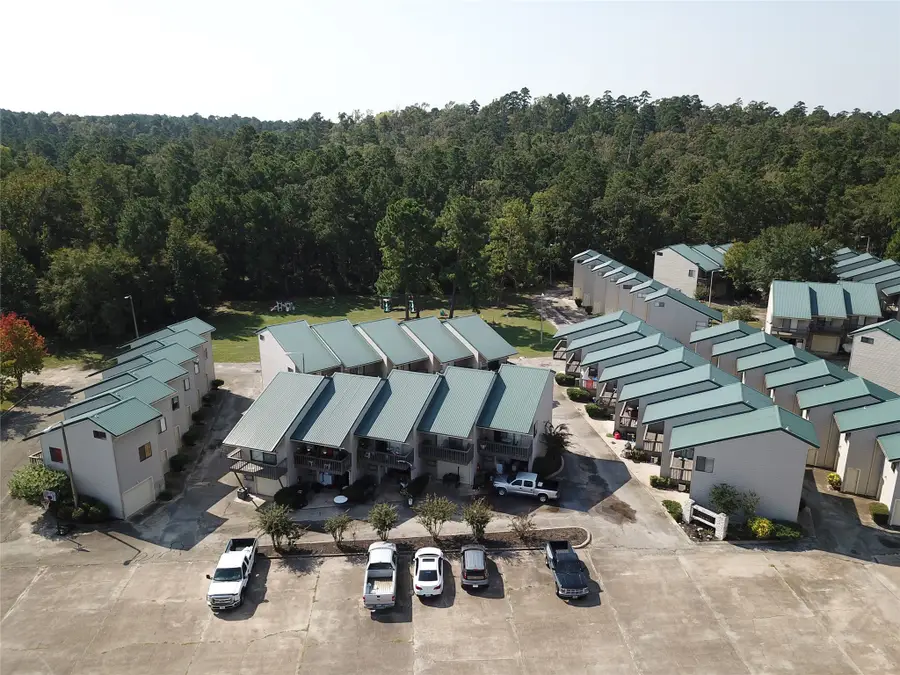 501 Bass Boat Village #119, Huntsville, TX 77320 - #2