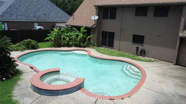 5101 Arrowhead Drive, Baytown, TX 77521