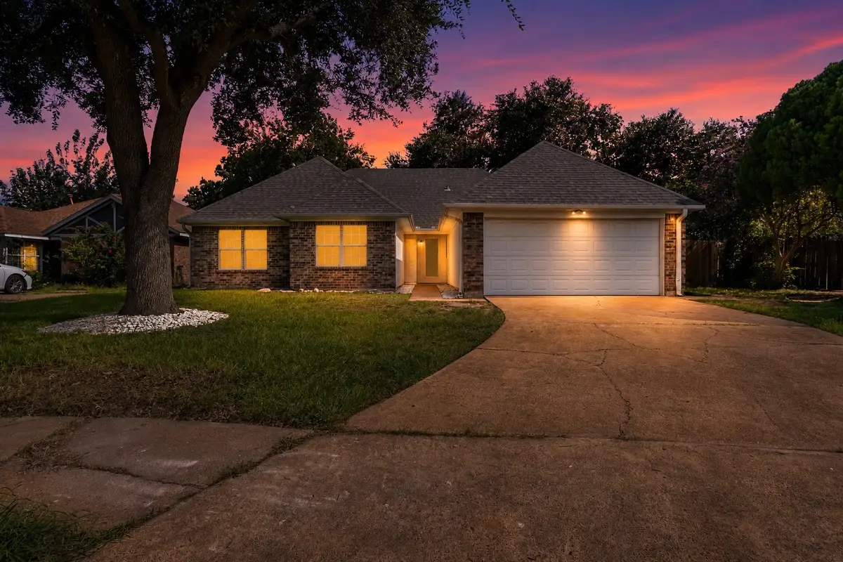 6031 Ray Drive, Pasadena, TX 77505 - #1