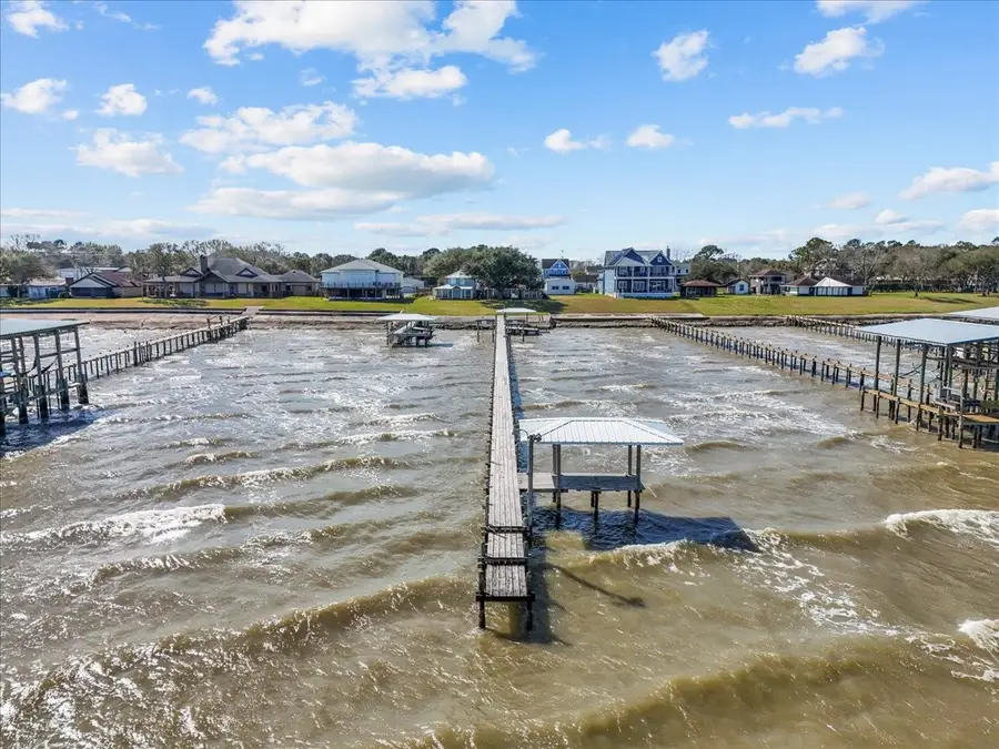 2823 Bayshore Drive, Bacliff, TX 77518 - #2