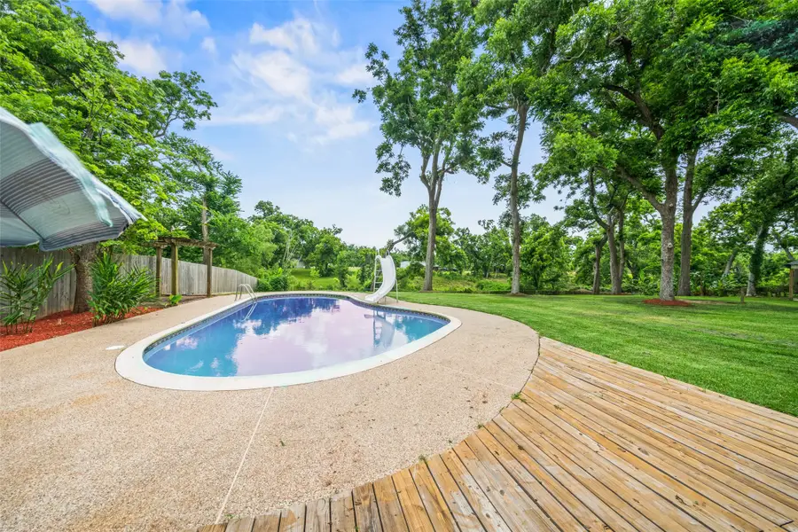 249 Pecan Estates Road #C616R, Angleton, TX 77515 - Image #2