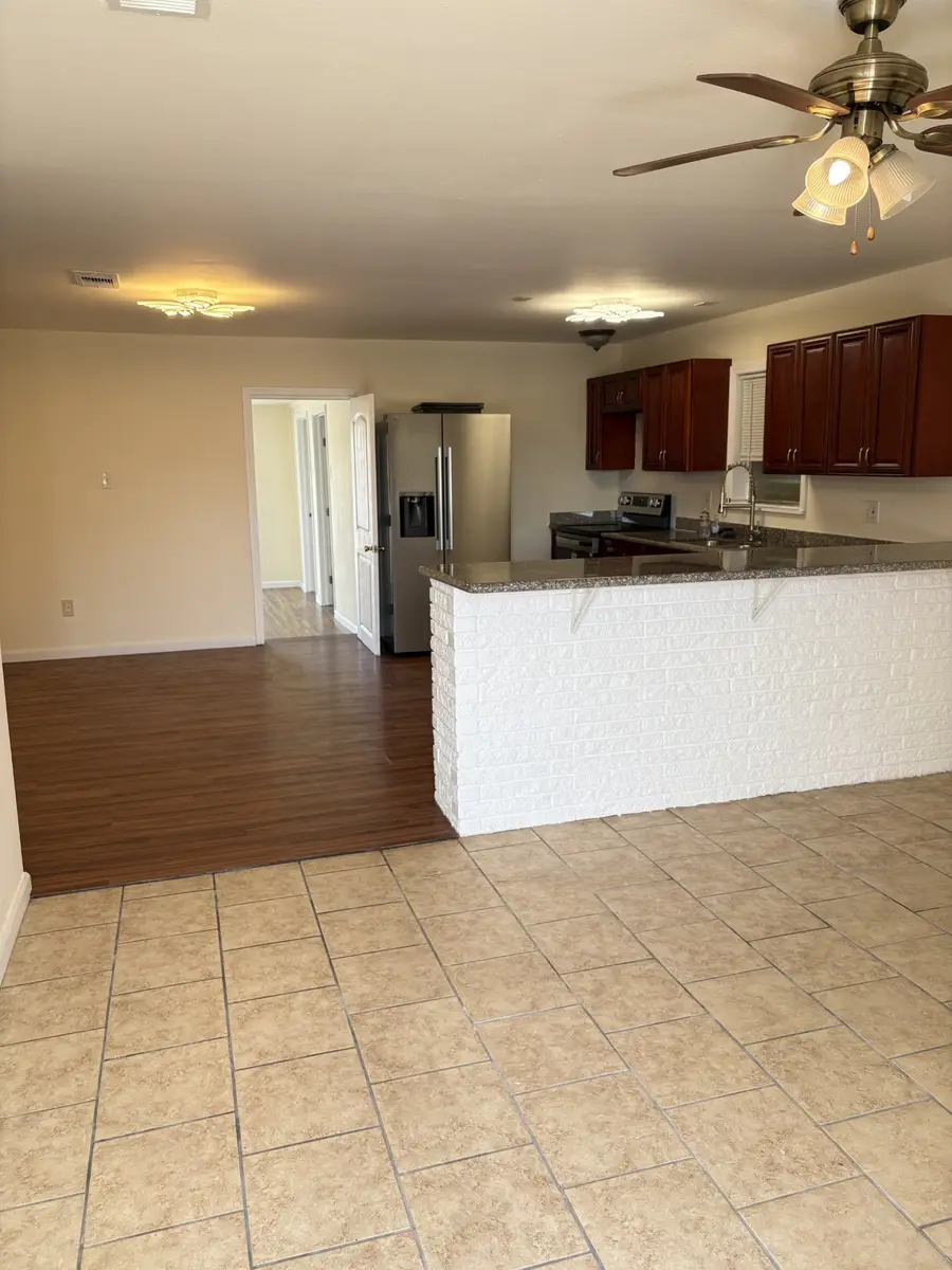 7220 Avenue R, Galveston, TX 77551 - #3