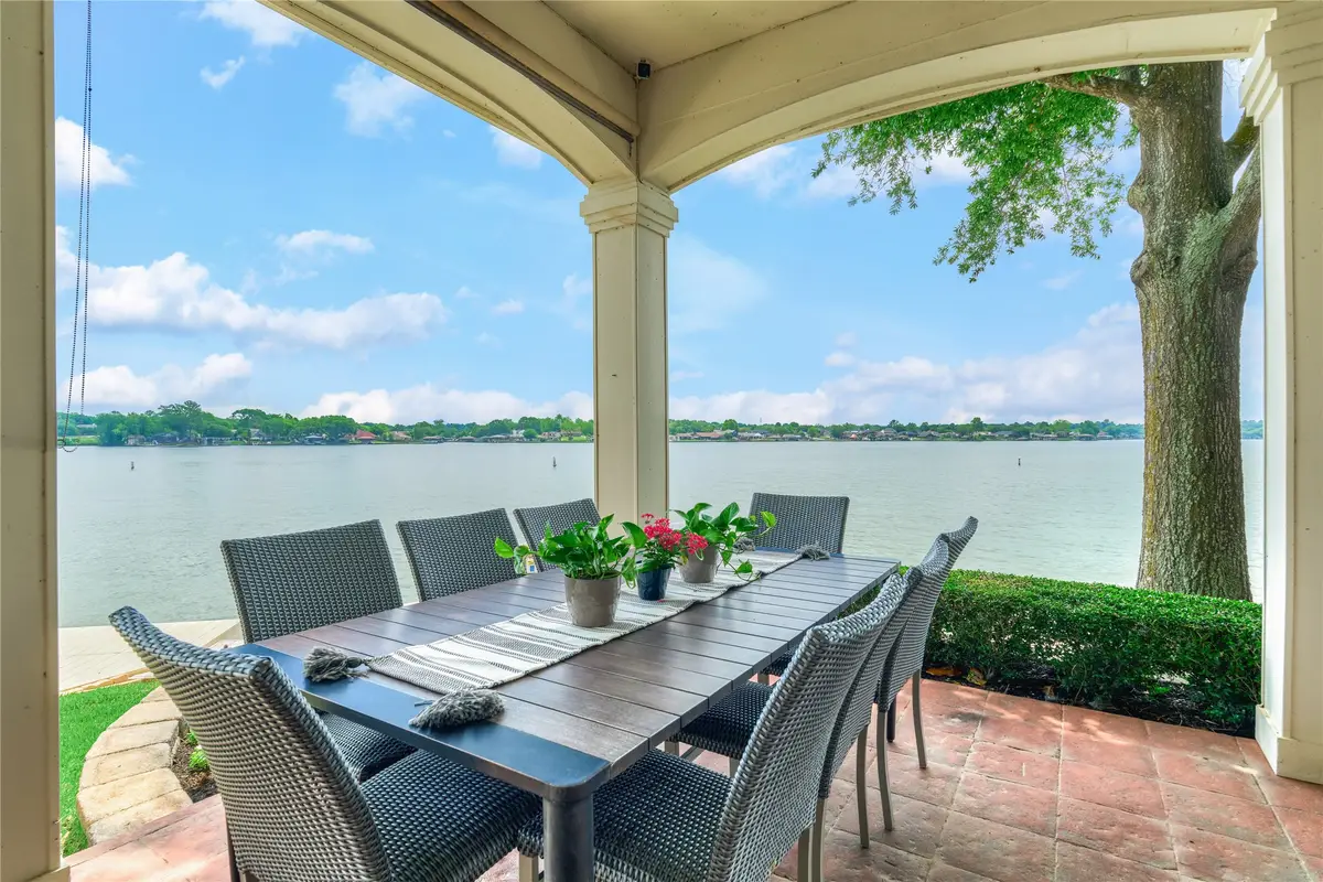 13625 Lakeside Place Drive, Willis, TX 77318 - #1