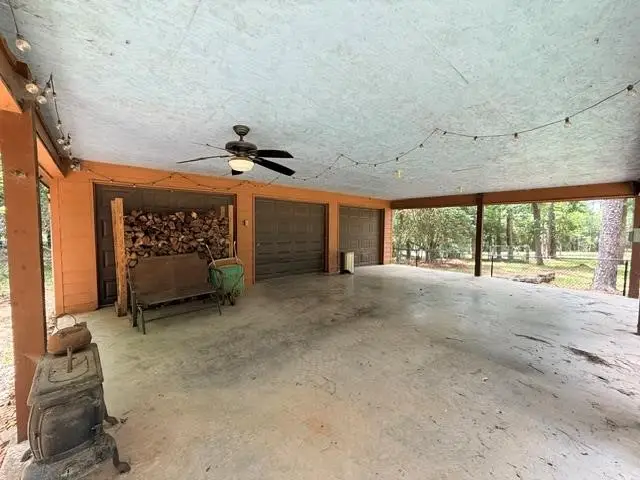 135 S Royal Greens, Coldspring, TX 77331 - #2