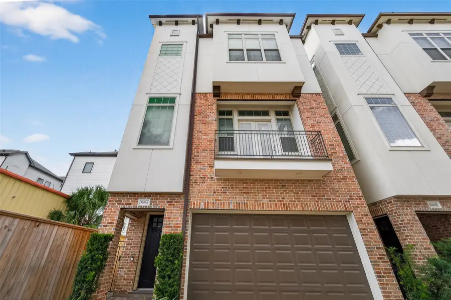 1040 W 26th Street #A, Houston, TX 77008 - Image #2