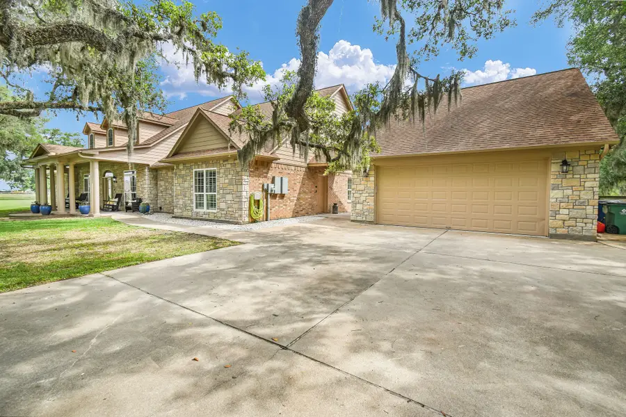 1031 Bar X Trail, Angleton, TX 77515 - #3