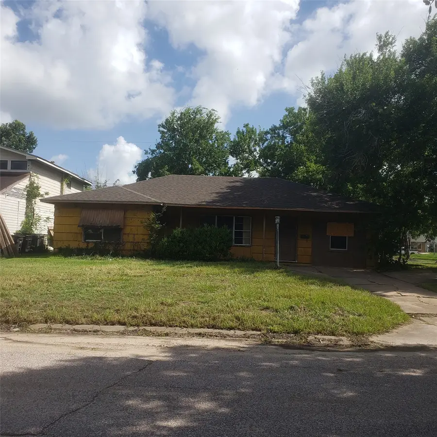 6102 Belcrest Street, Houston, TX 77033 - #2