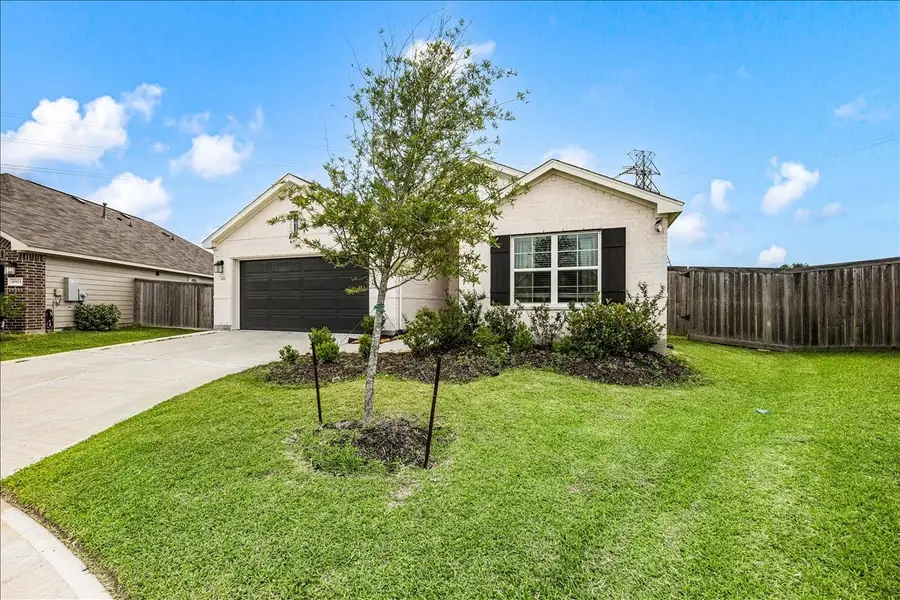 4901 Perennial Lane, La Marque, TX 77568 - #3
