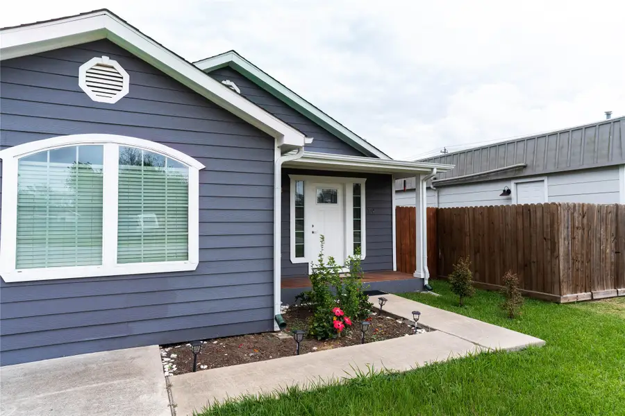 119 S Carroll Street, La Porte, TX 77571 - #2