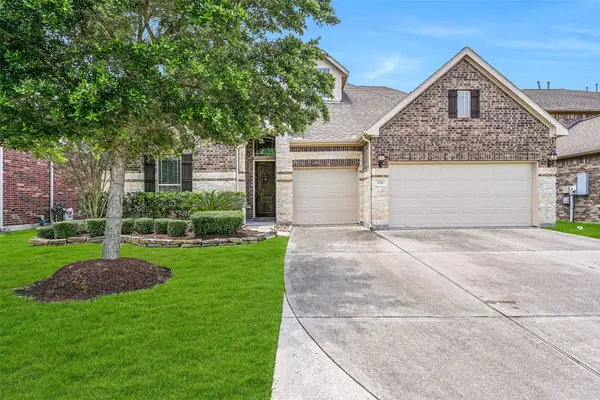 339 Woodway Drive, League City, TX 77573