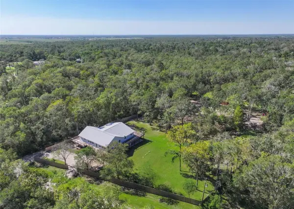 6310 Wickwillow Lane, Alvin, TX 77511