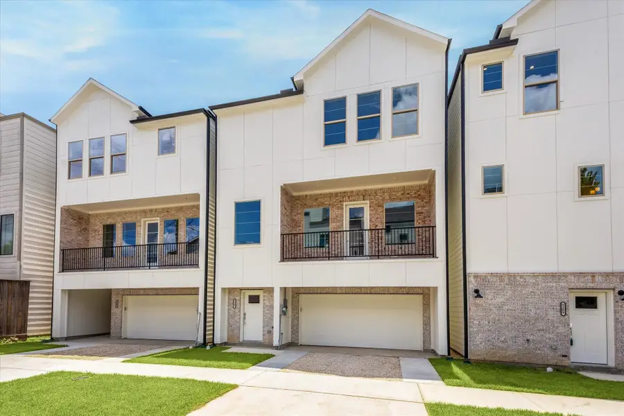 5307 Eigel Street, Houston, TX 77007 - Image #2