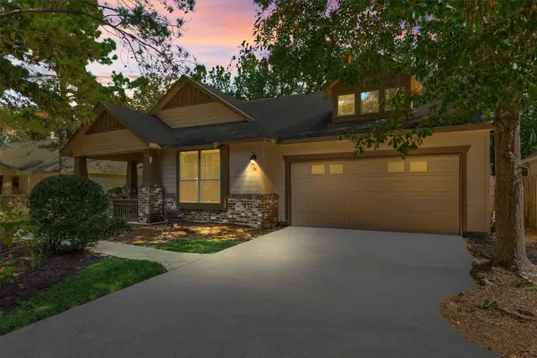 78 Douvaine Court, The Woodlands, TX 77382