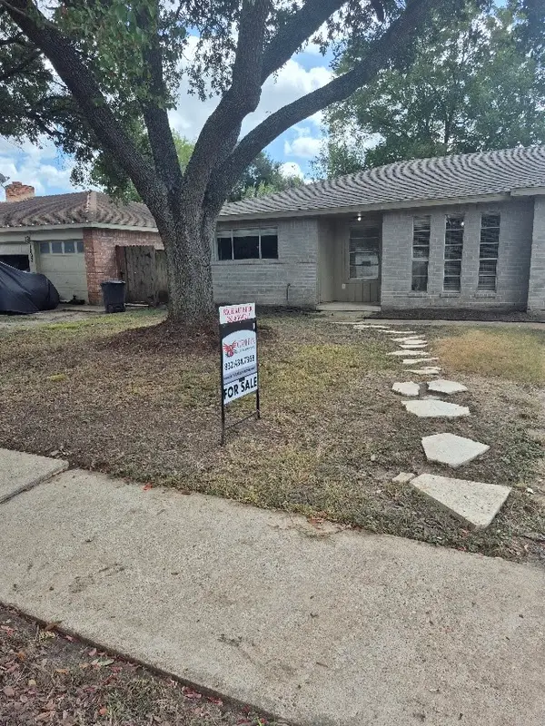 11607 Radford Lane, Meadows Place, TX 77099