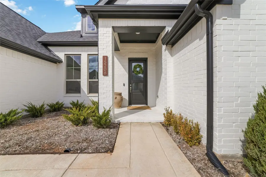 15208 Tree Swallow Court, Magnolia, TX 77354 - Image #2