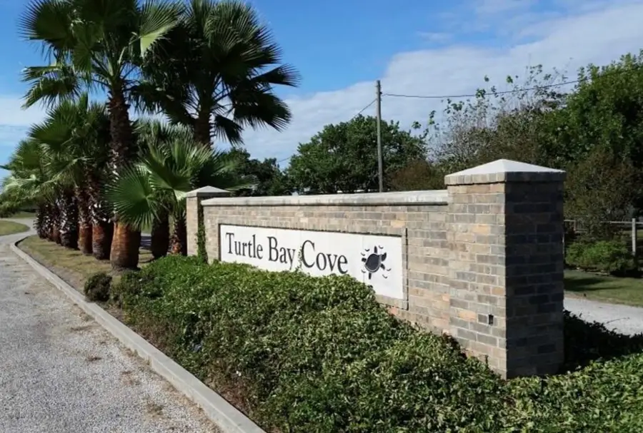 86 Turtle Bay Cove, Palacios, TX 77465 - #2