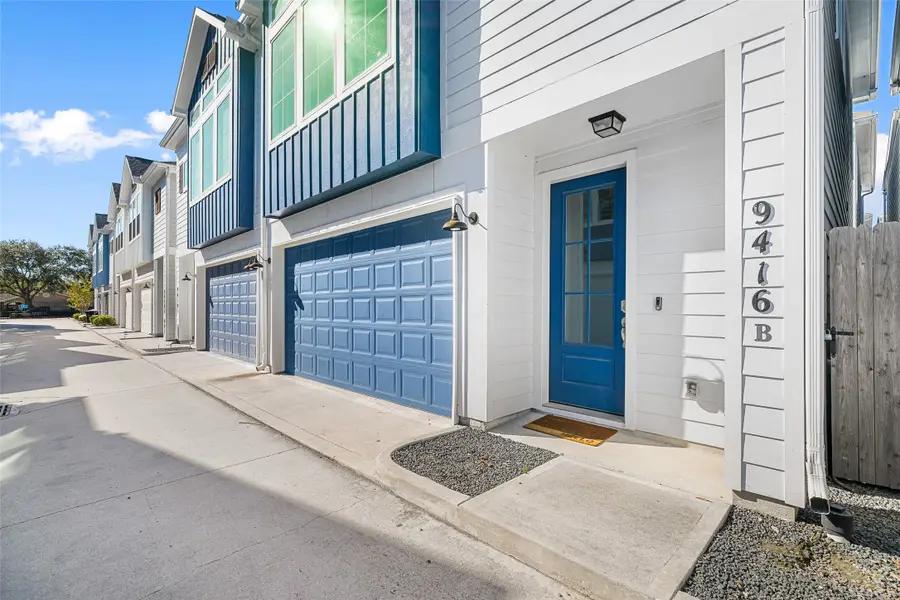 9416 Kerrwood Lane #B, Houston, TX 77080 - Image #2