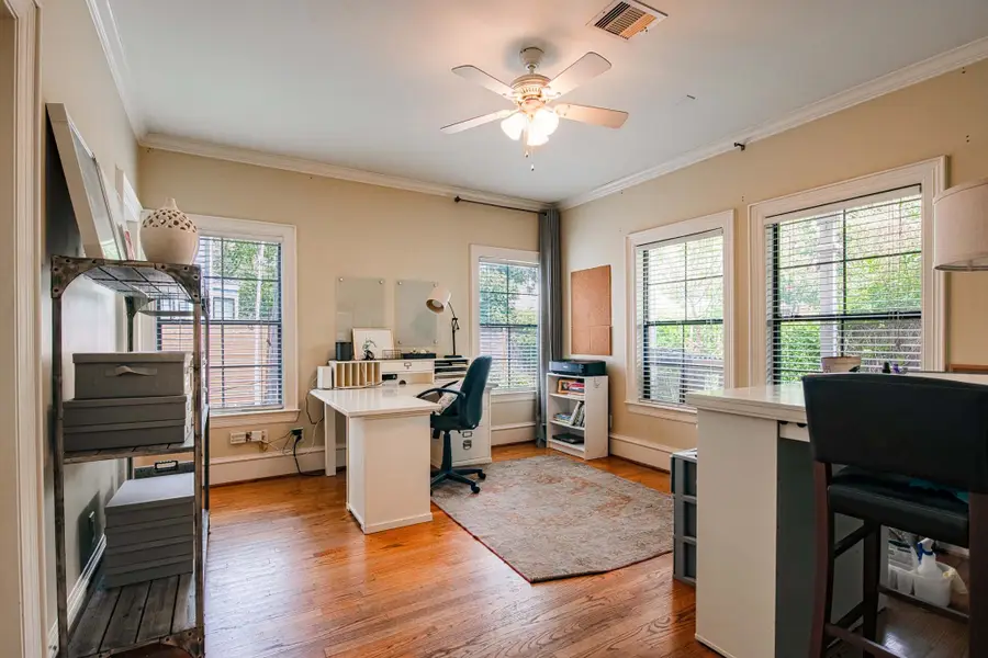 2714 Nicholson Street, Houston, TX 77008 - #2