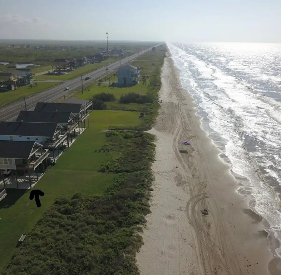 2494 Highway 87, Gilchrist, TX 77617 - #2