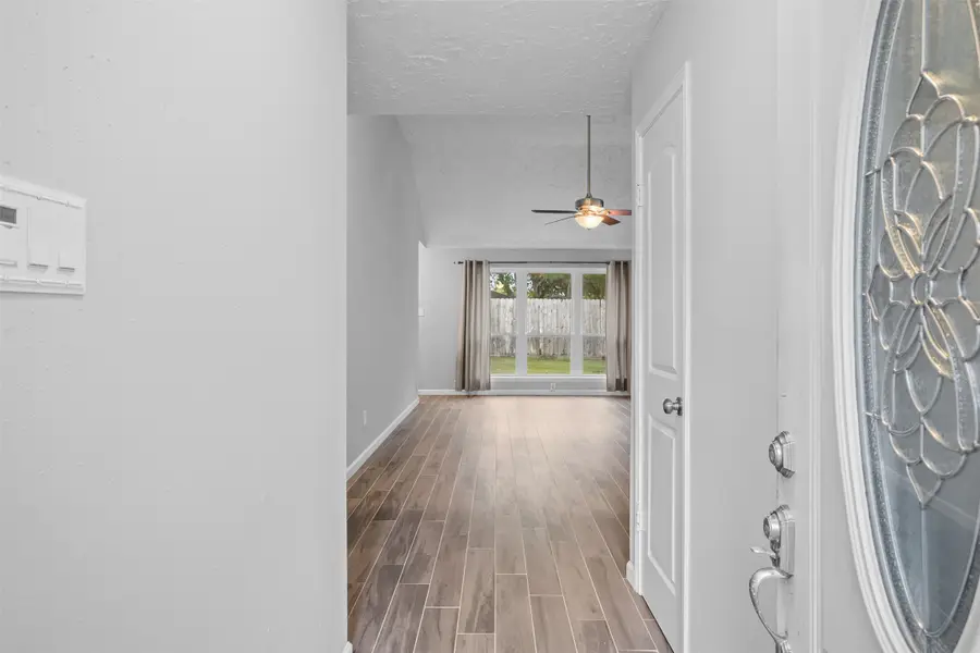 314 Village Creek Drive, Houston, TX 77598 - Image #2