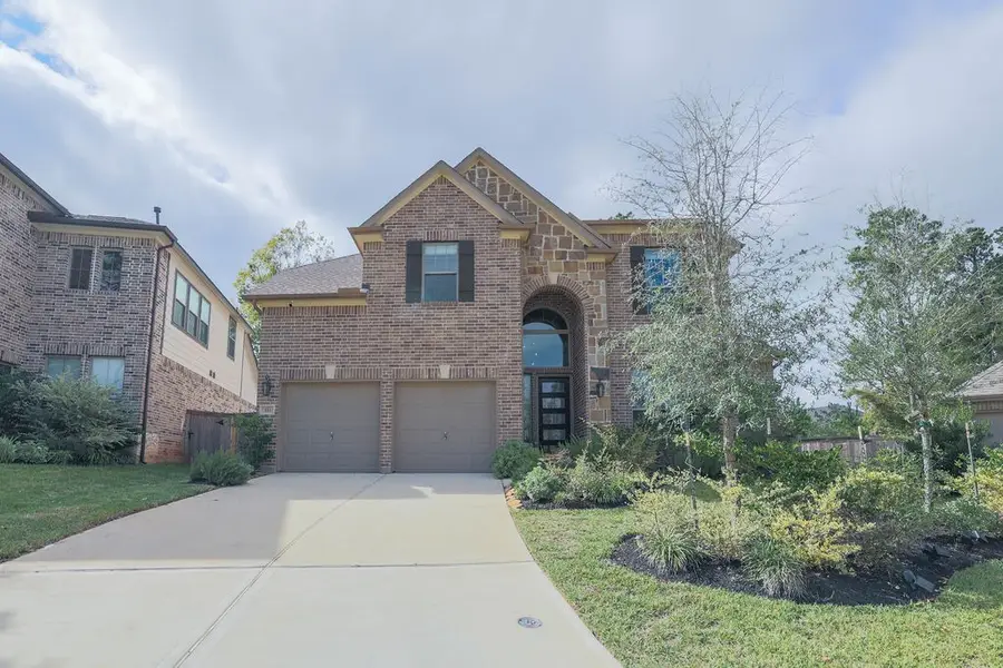211 Castle Combe Court, Conroe, TX 77318 - Image #3