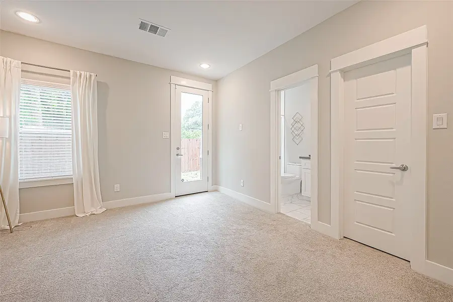 2051 Sherwood Forest Street, Houston, TX 77043 - #3