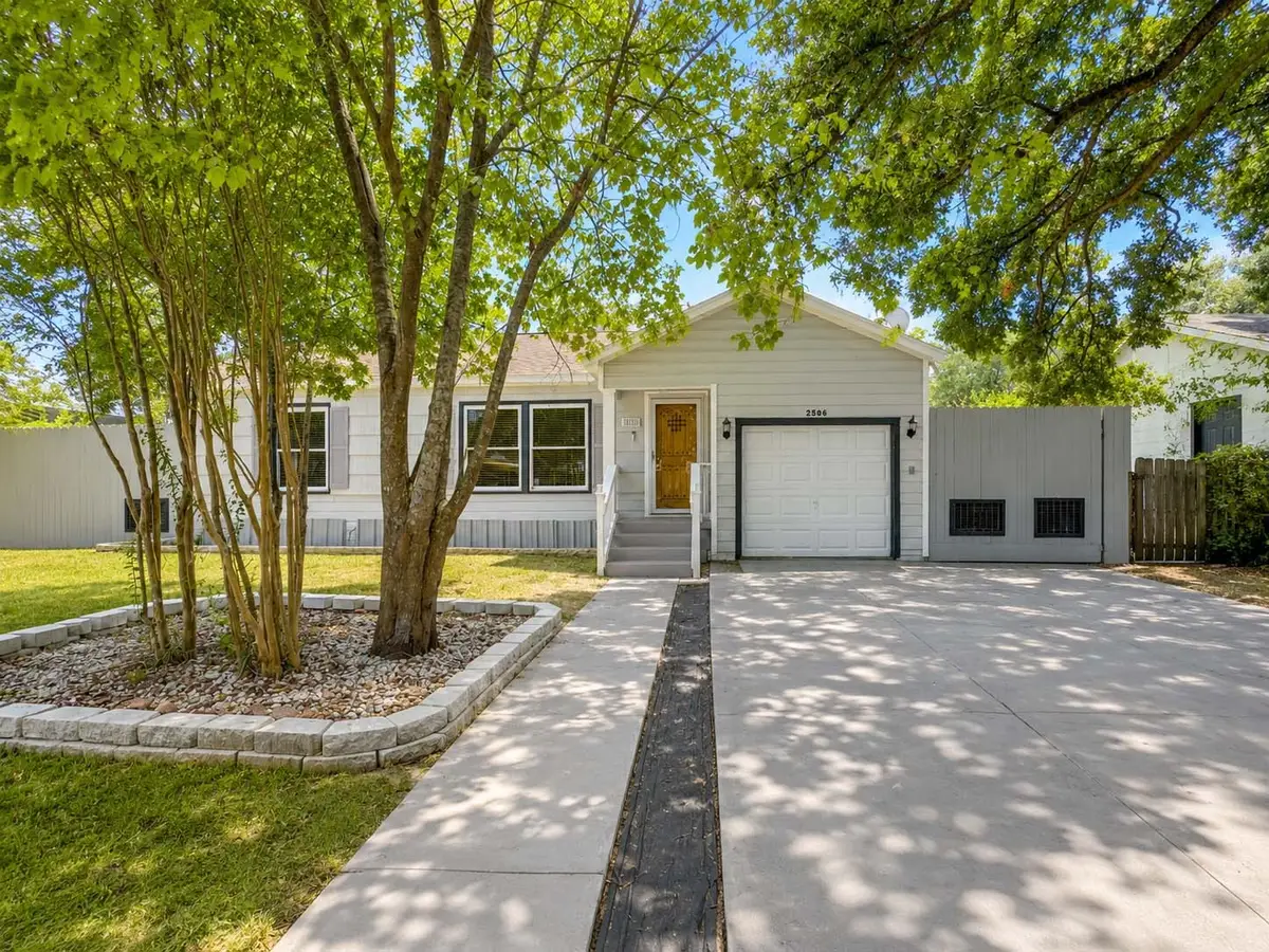 2506 Edgewood Street, Liberty, TX 77575 - #1