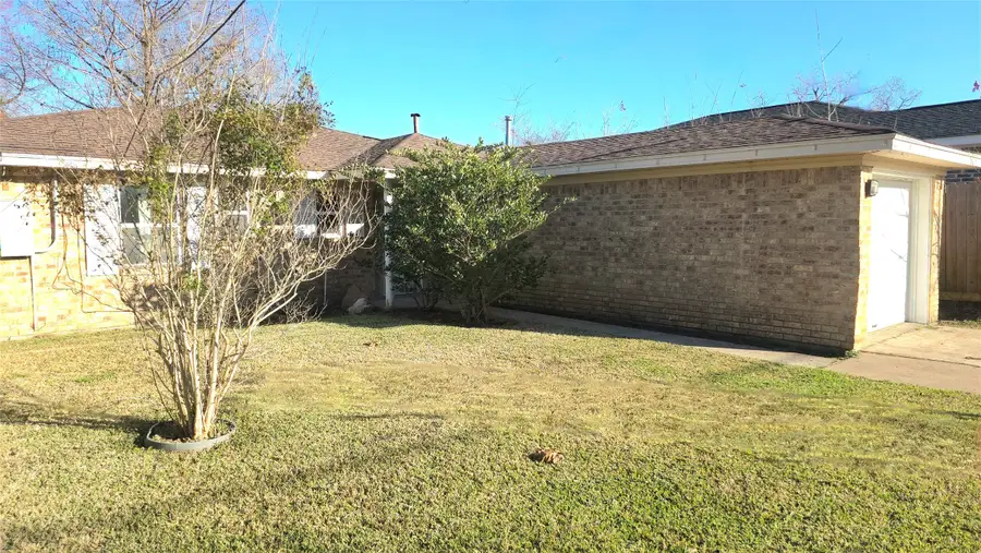 214 S Texas Street, Texas City, TX 77591 - #2