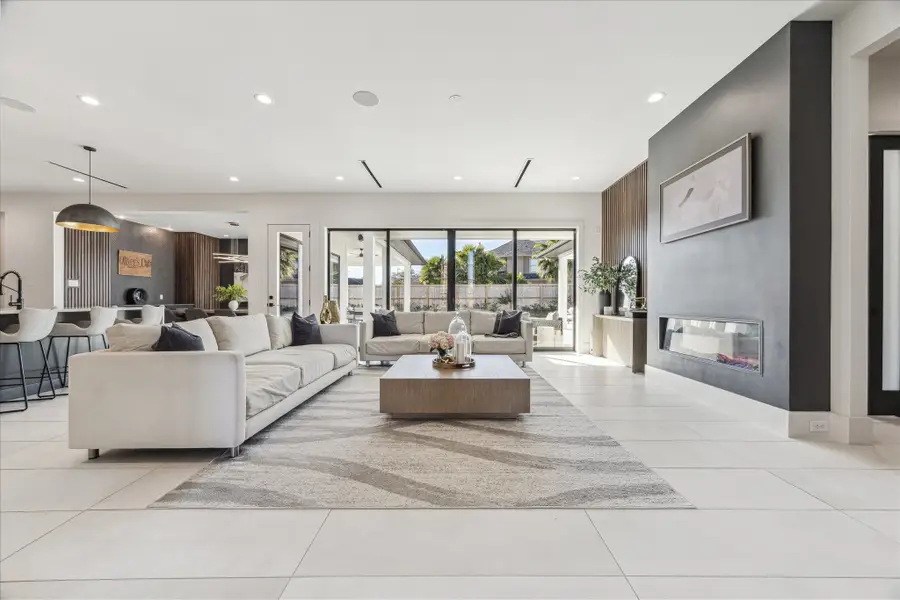 4912 Lost Creek Lane, League City, TX 77573 - Image #2