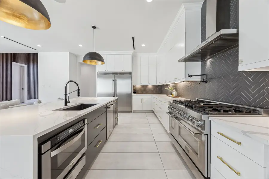 4912 Lost Creek Lane, League City, TX 77573 - Image #3