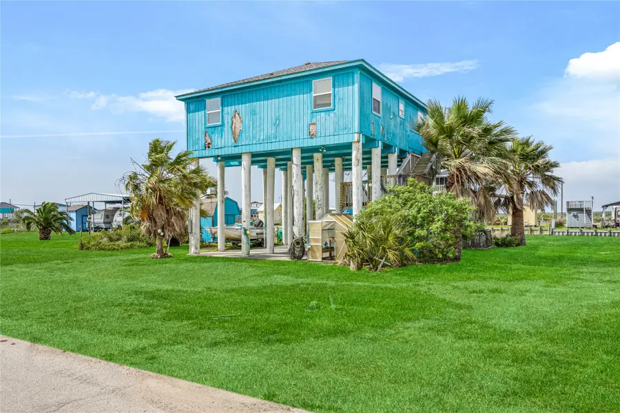 1495 Mabry Street, Gilchrist, TX 77617 - #3