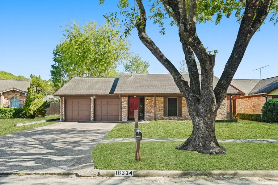 16334 Hollow Wood Drive, Houston, TX 77090 - Image #2
