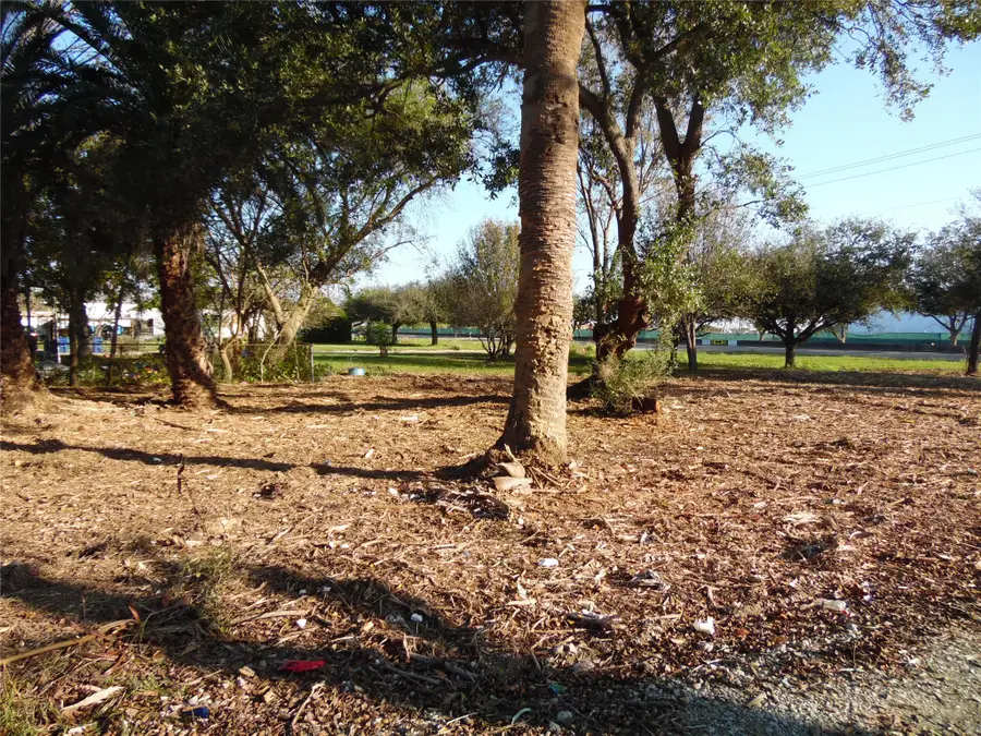 0 Bay St, Texas City, TX 77590 - #2