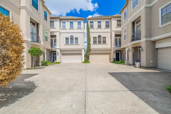 5424 Blossom Street #3, Houston, TX 77007