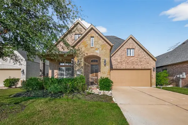 4926 Thunder Creek Ln, Sugar Land, TX 77479