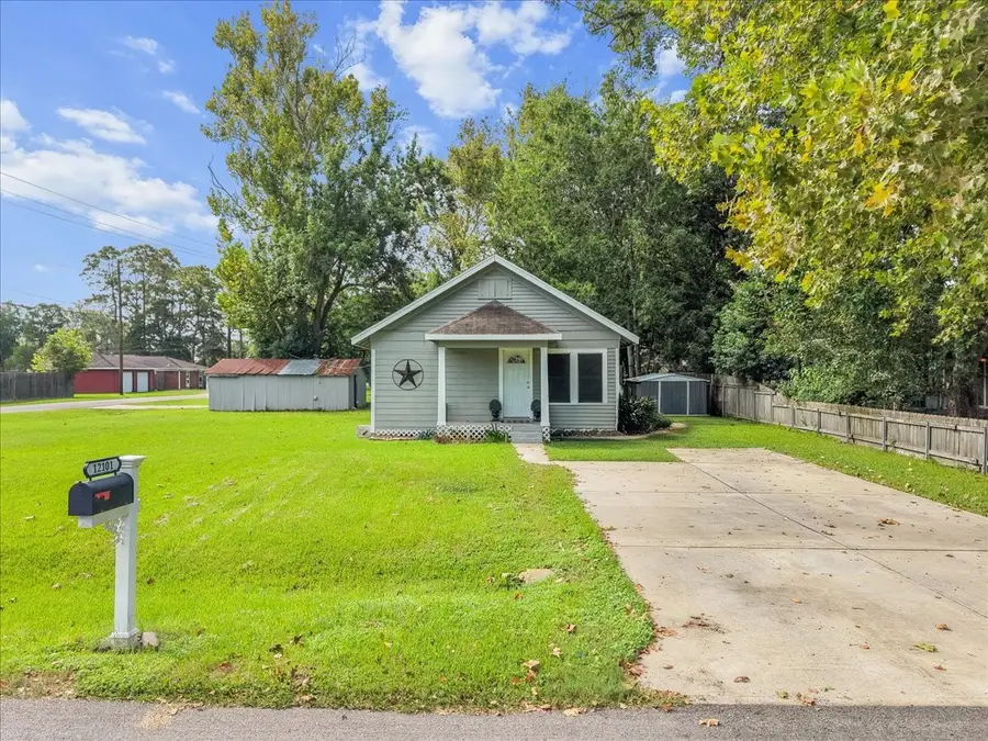 12101 23rd Street, Santa Fe, TX 77510 - #2